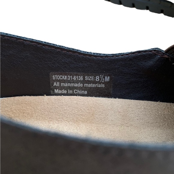 Easy Street Fresh Brown Slip On Lightweight Moc Shoes Women’s Size 8.5 NWB - Picture 7 of 15